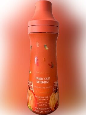 Brand New Bath & Body Works Pumpkin Pecan Waffles Detergent.